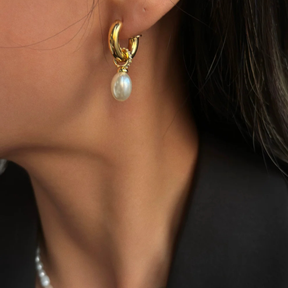 AURORA Pearl Hoops